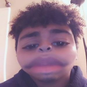 Meet your Posher, Julian